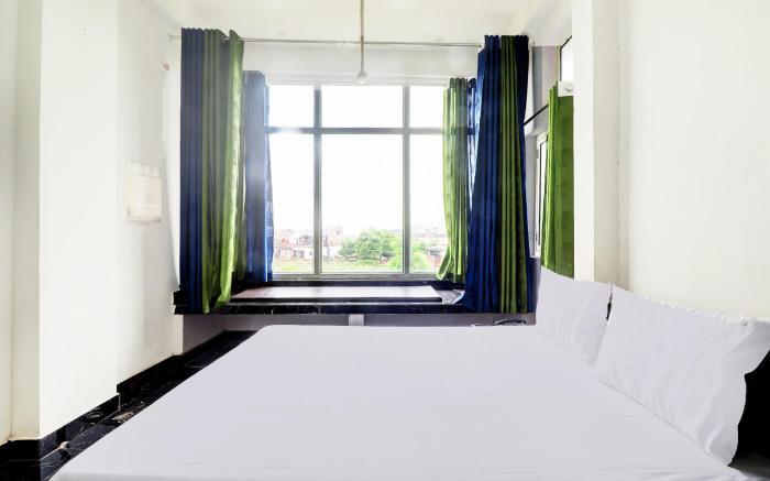 OYO  Ananya Hotel & AYURVEDA HWC