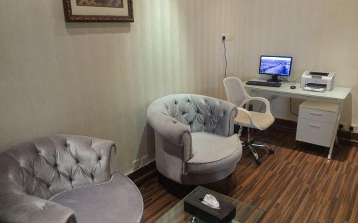 Almuhaidb Al Takhasosi Suites