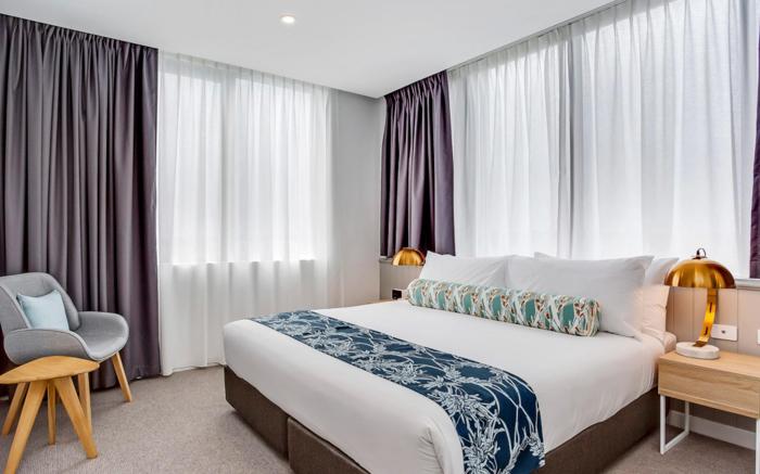 Mantra Southport Sharks