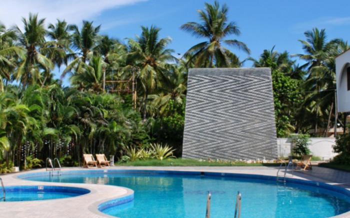 The Paradise Isle Beach Resort