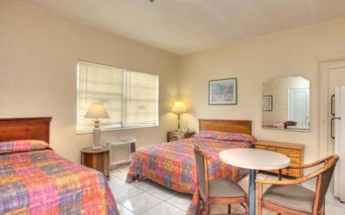 James Hotel