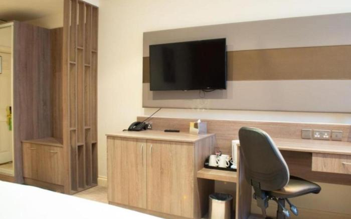 OYO Tong Park Hotel