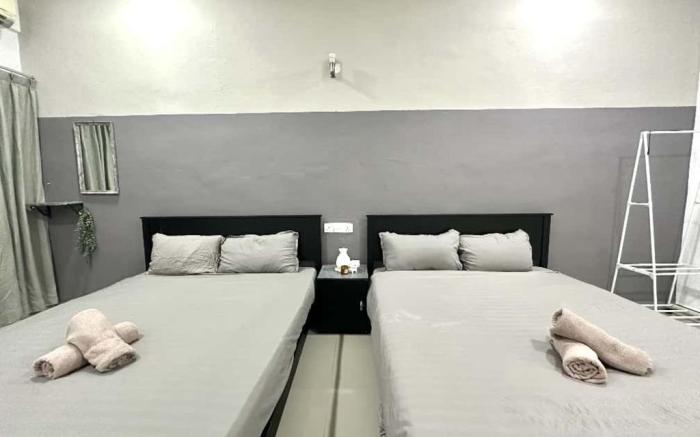 Modern Cozy Sweet House 4 ROOM 10pax@ALMA BM