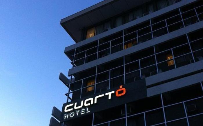 Cuarto Hotel