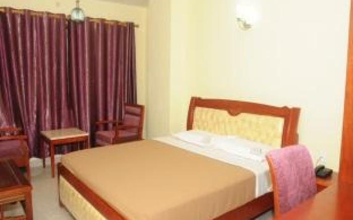 Hotel Shrivalli Residency