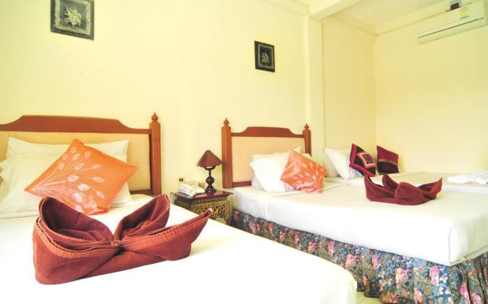 Baan Karon Hill Phuket Resort