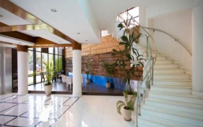 Star Villa
