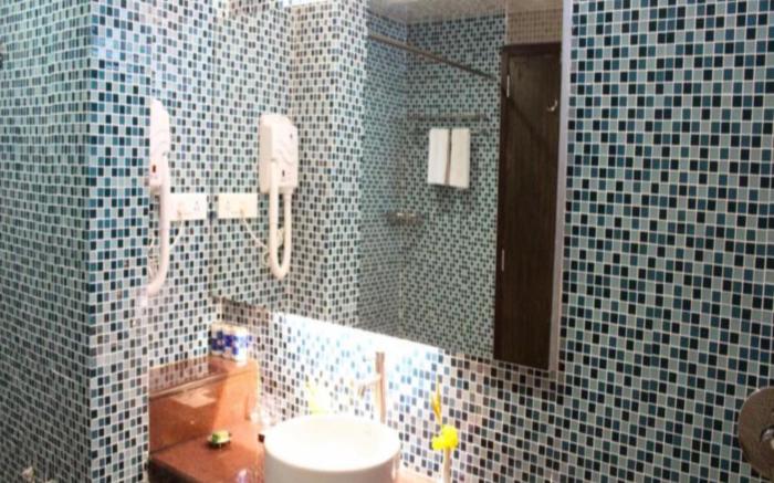 GreenLeaf Resort & Spa Ganpatipule