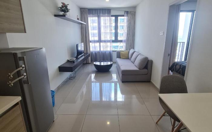 TRS- I-Suite @ i-City with 2 rooms