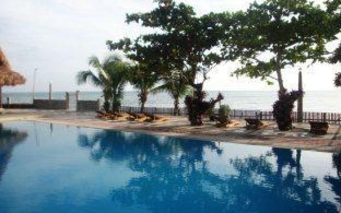 Woodland Beach Resort