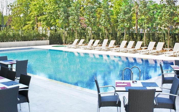 Wyndham Grand Istanbul Kalamis Marina Hotel