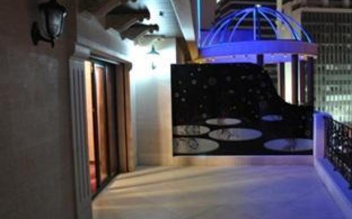 Q Hotel