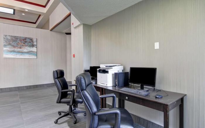 Coast West Edmonton Hotel & Conference Centre
