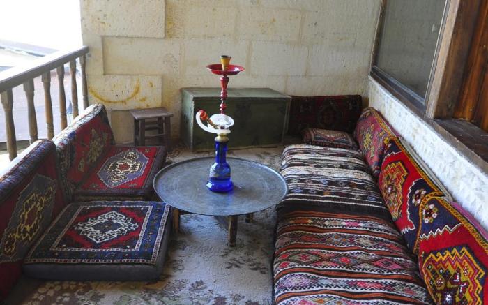 House Kismet Cave