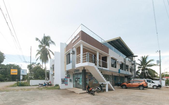 RedDoorz @ Happy Stay Apartelle