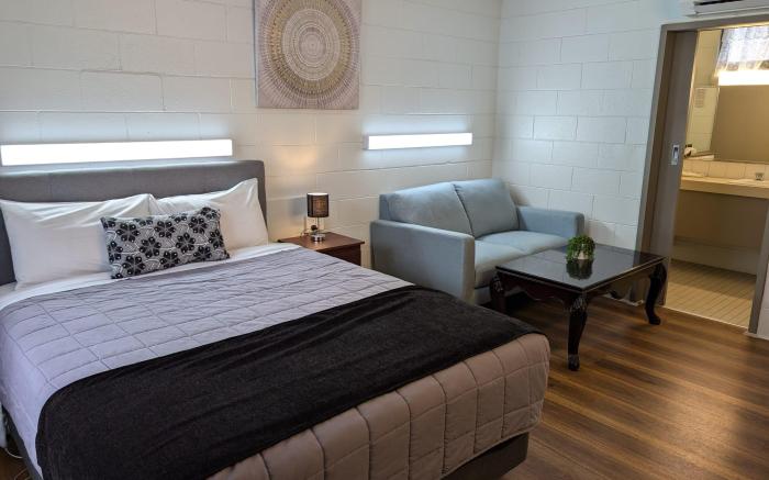 Morwell Parkside Motel 