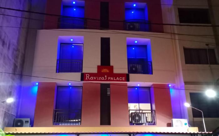 Hotel Raviraj Palace