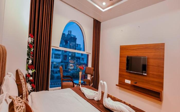 Hotel Lalita palace