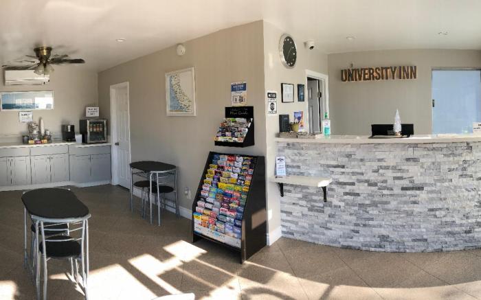 UNIVERSITY INN