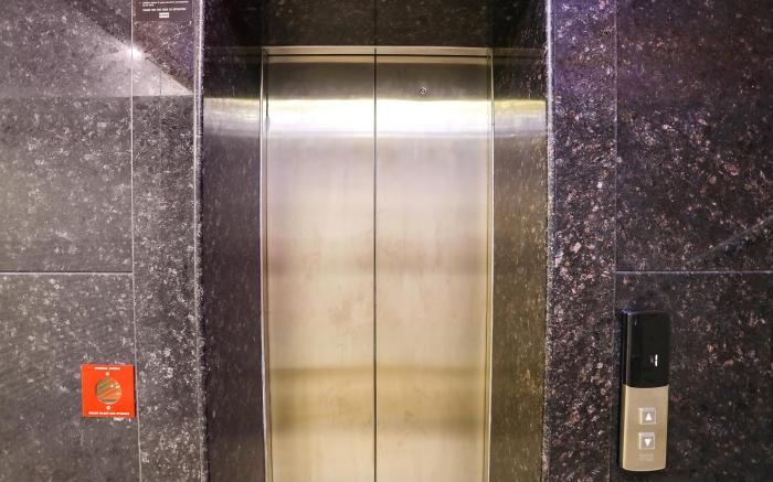 FabHotel Aman Sara