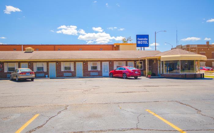 Centralia Motel near Downtown