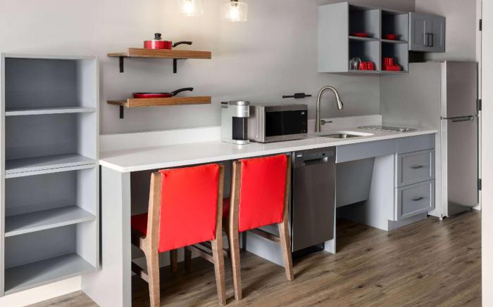 Hawthorn Extended Stay by Wyndham Williston/Burlington
