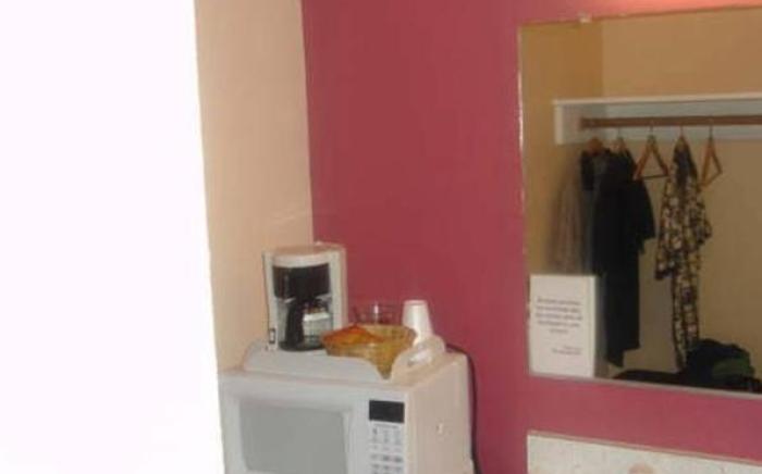 Western Inn & Suites