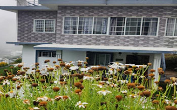 Guru Vela Homestay
