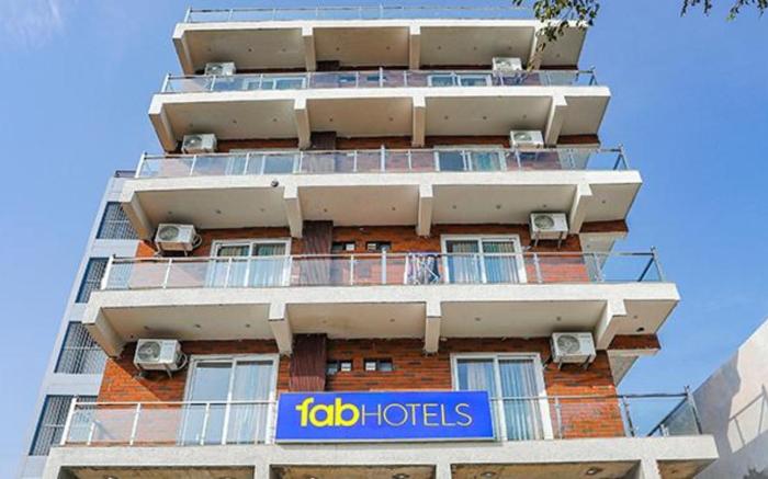 FabHotel Unique Stay