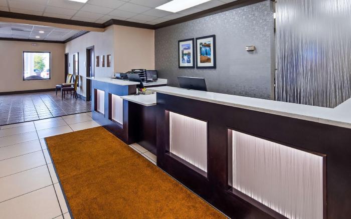 Best Western Greenville Airport Inn
