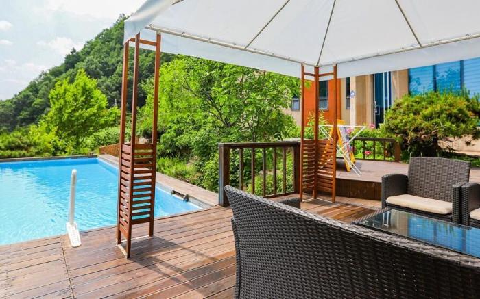 Chungjoo penates poolvilla B