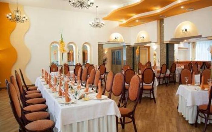Apelsin Hotel