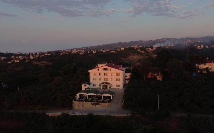 PERLA BLANCA HOTEL