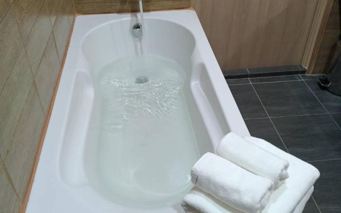 Mayflower Grande Suite Hotel