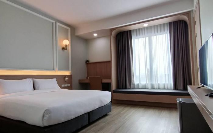 Mayflower Grande Suite Hotel