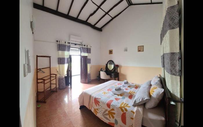 Ja-Elas French Touch 5