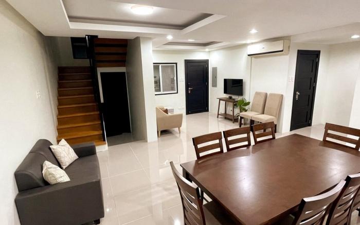 New Big Cozy 3 Bedroom House