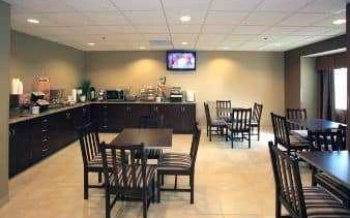 Microtel Inn & Suites - Triadelphia