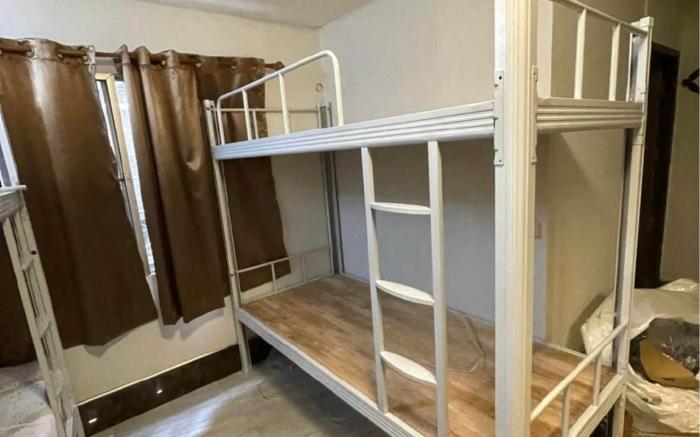 Gravity Hostel