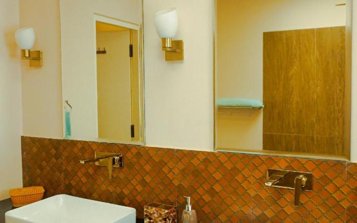 Luxre Homes 