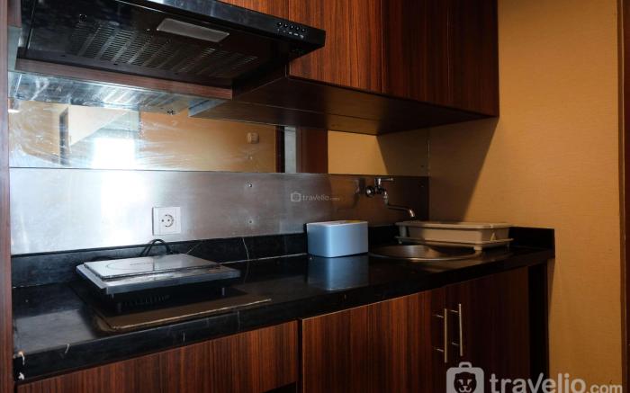 Homey 2BR Apt at Galeri Ciumbuleuit 1 By Travelio