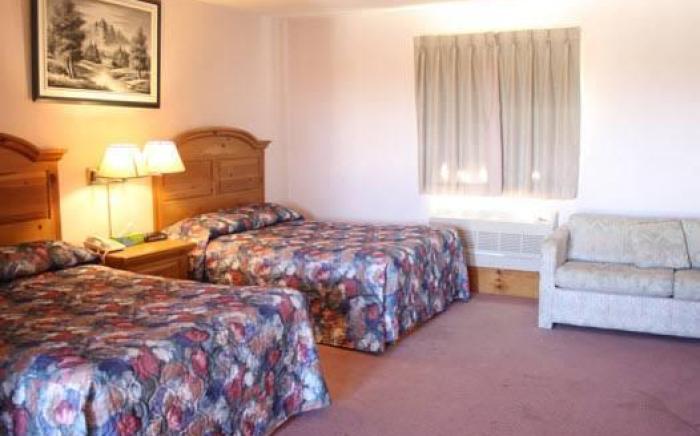 Knights Inn Colonial Fireside Inn