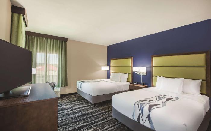 La Quinta Inn & Suites by Wyndham Baton Rouge - Port Allen