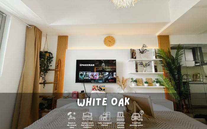 White Oak - Bali-inspired Pool View, PS4 & Instax