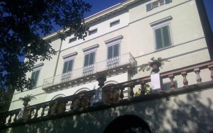 Villa Alta - Residenza d'epoca con piscina