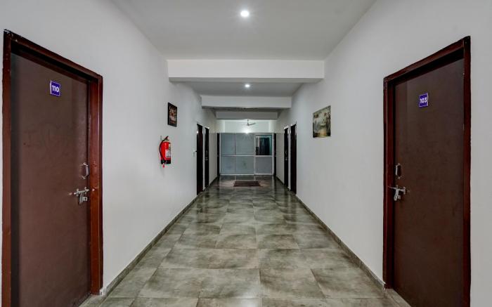 Hotel O Omi Rooms