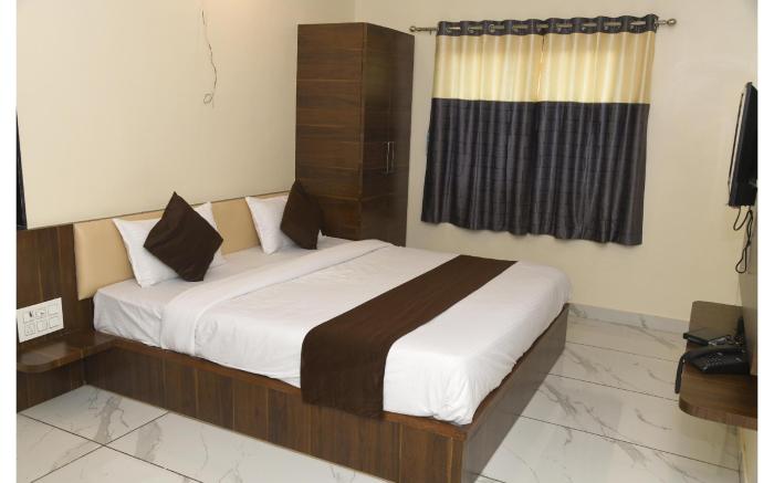 Hotel Abu Inn