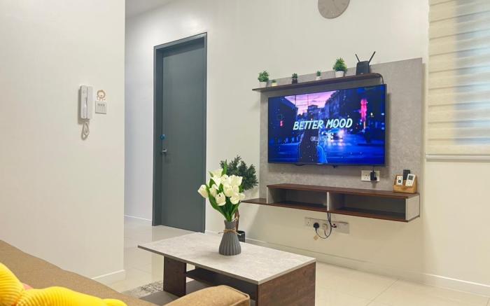 Paradigm Residence, Gemini Suite by Antlerzone