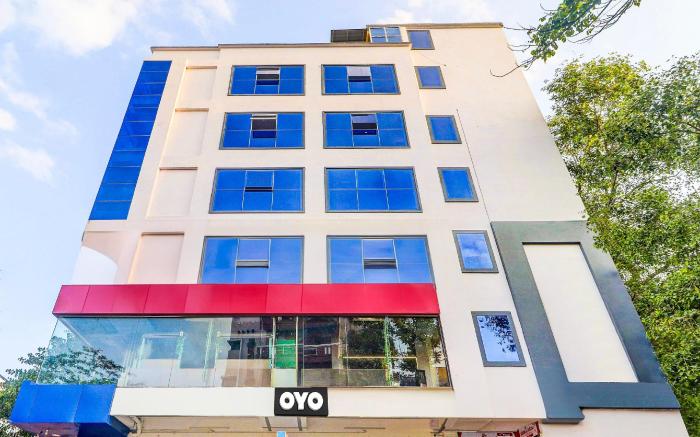 Super townhouse Sr nagar Rcc Premier
