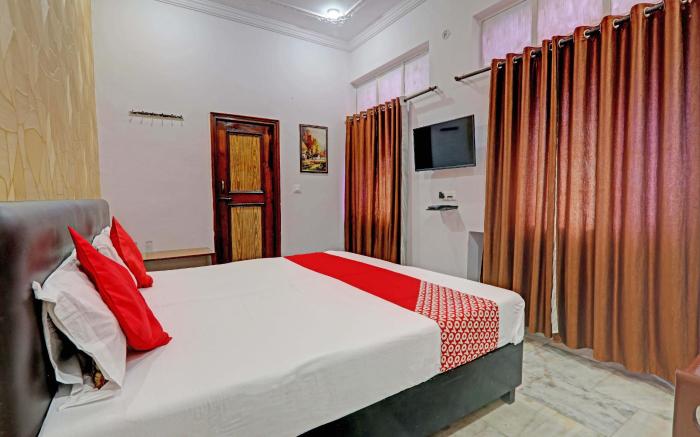 OYO 817378 Hotel Anant
